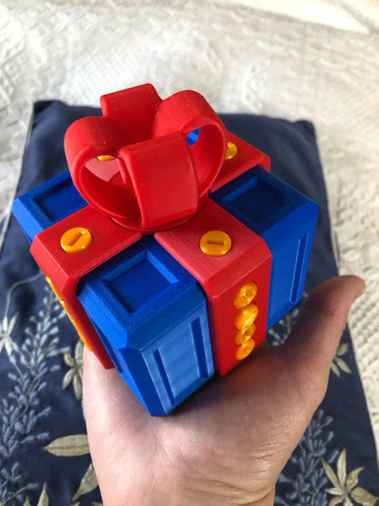 The Annoying Gift Box | KrabGame