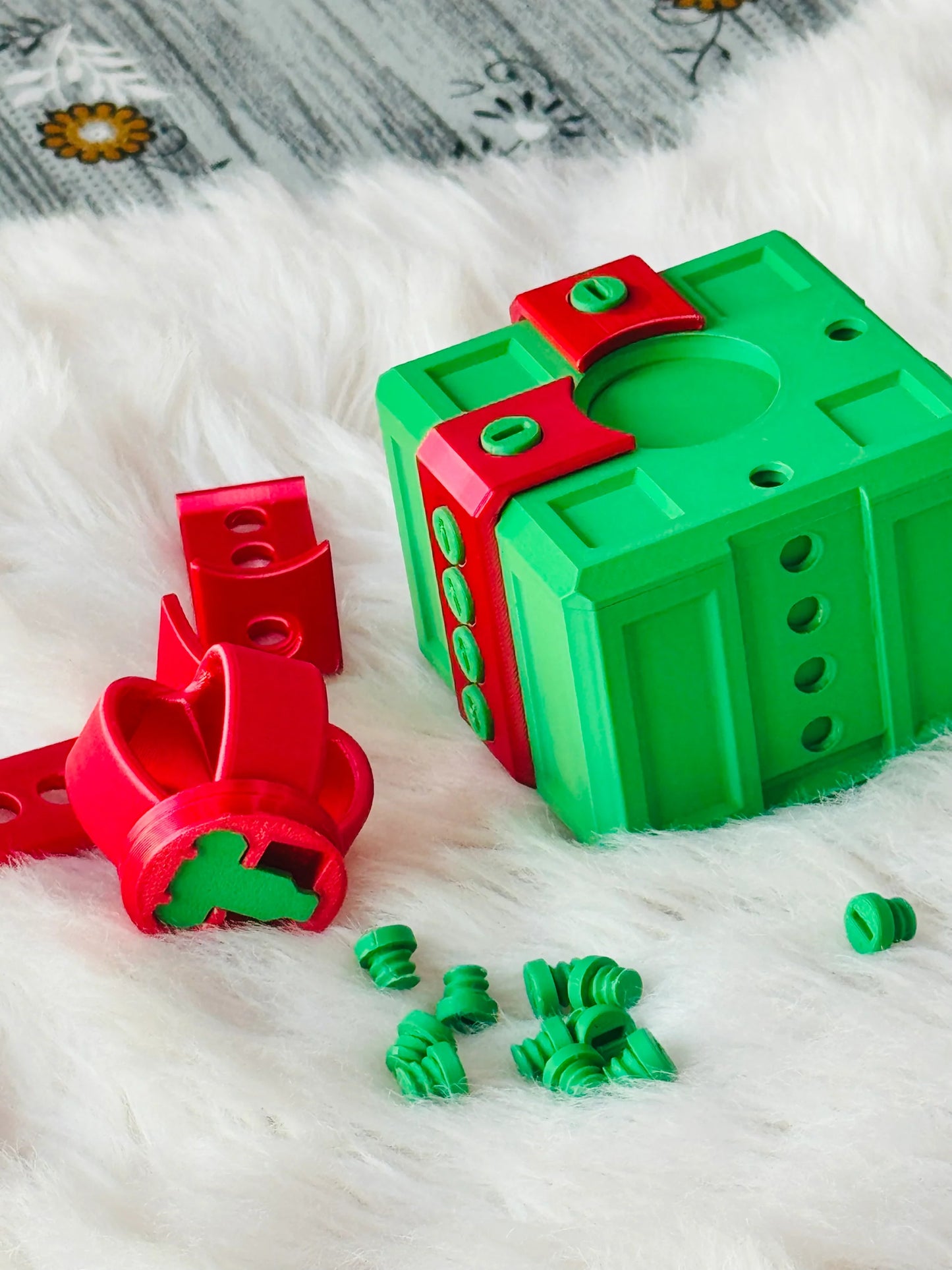 The Annoying Gift Box | KrabGame