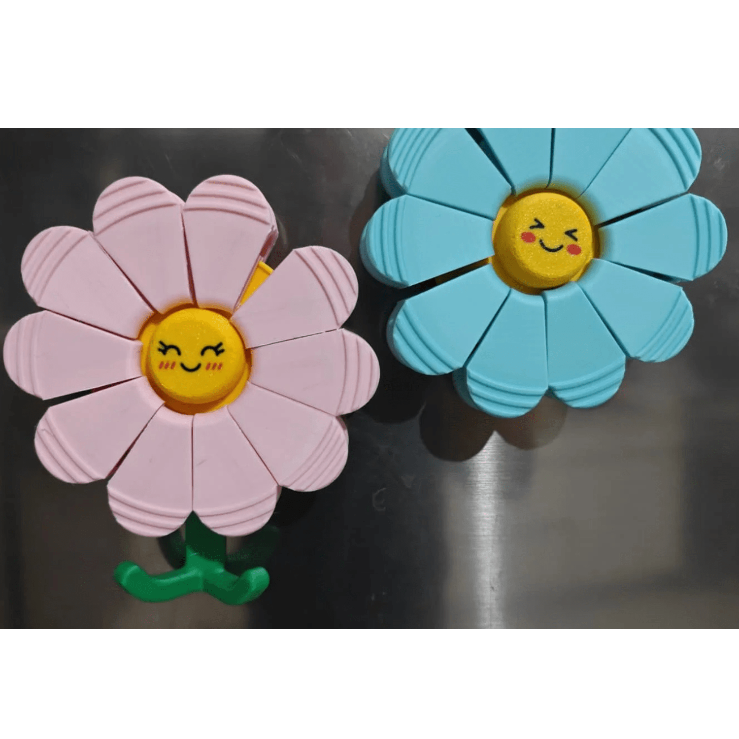 BLOOM CLIPS MAGNETIC FLOWER WITH PETAL CLIPS - KrabGame