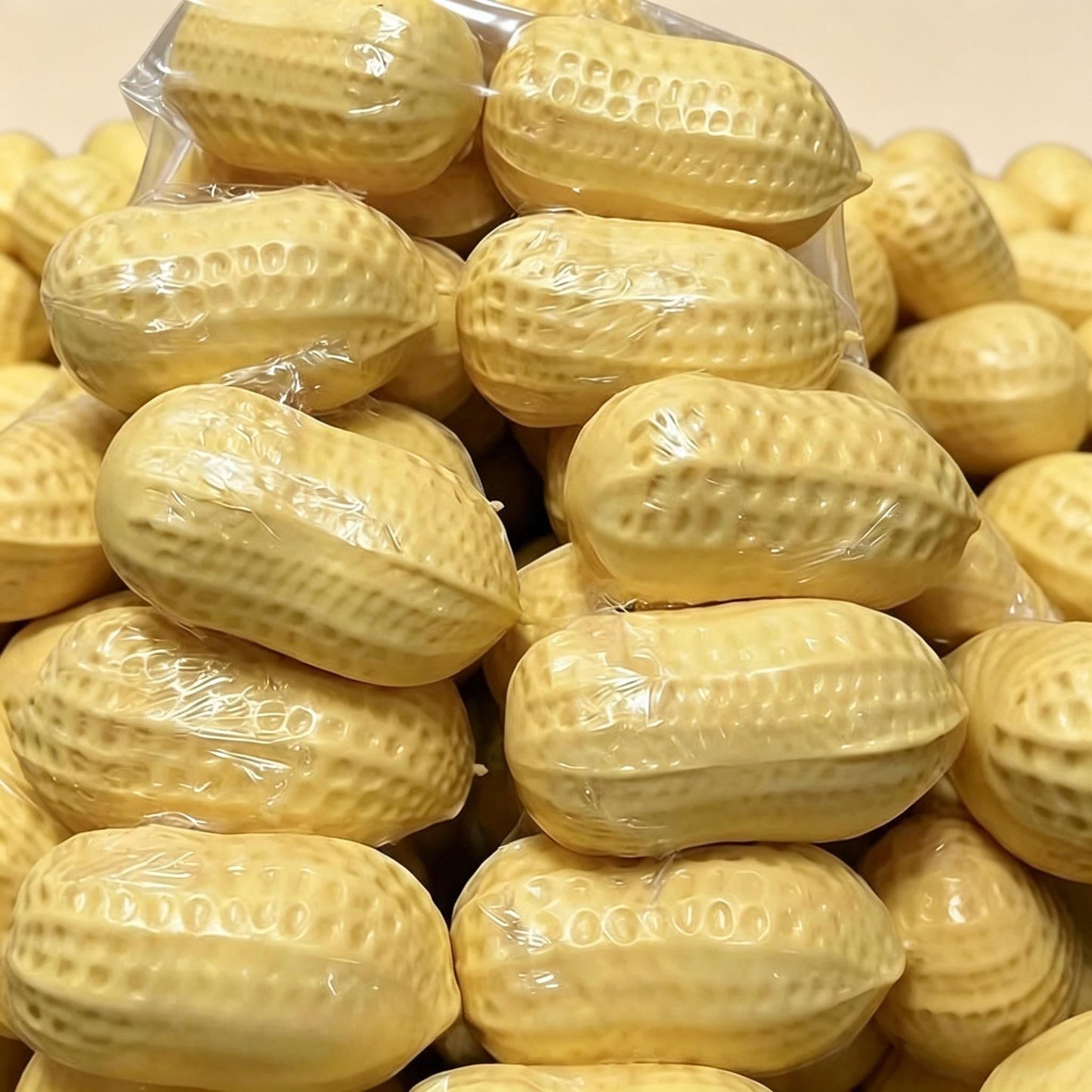 Creamy Peanut Squishy Ball - KrabGame